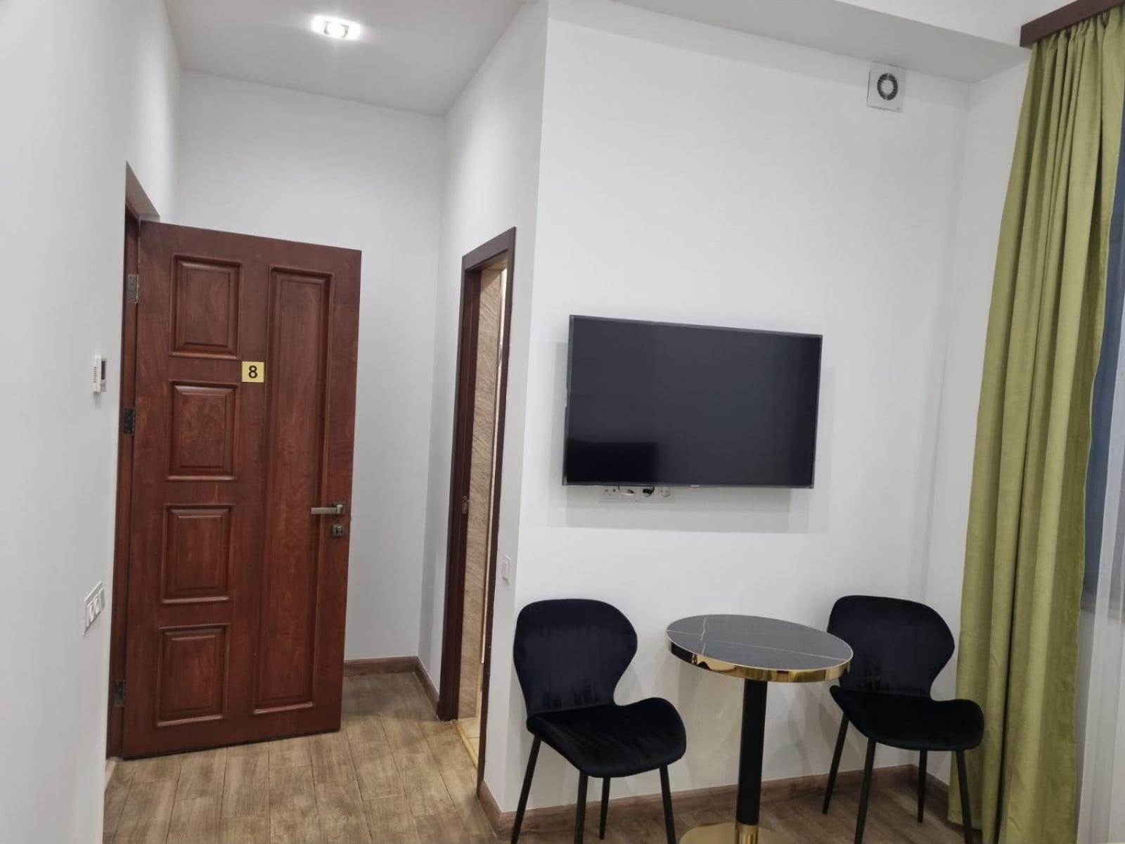 Days Inn Appartement Erivan Exterior foto
