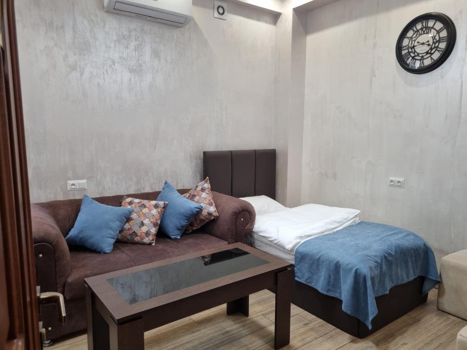 Days Inn Appartement Erivan Exterior foto