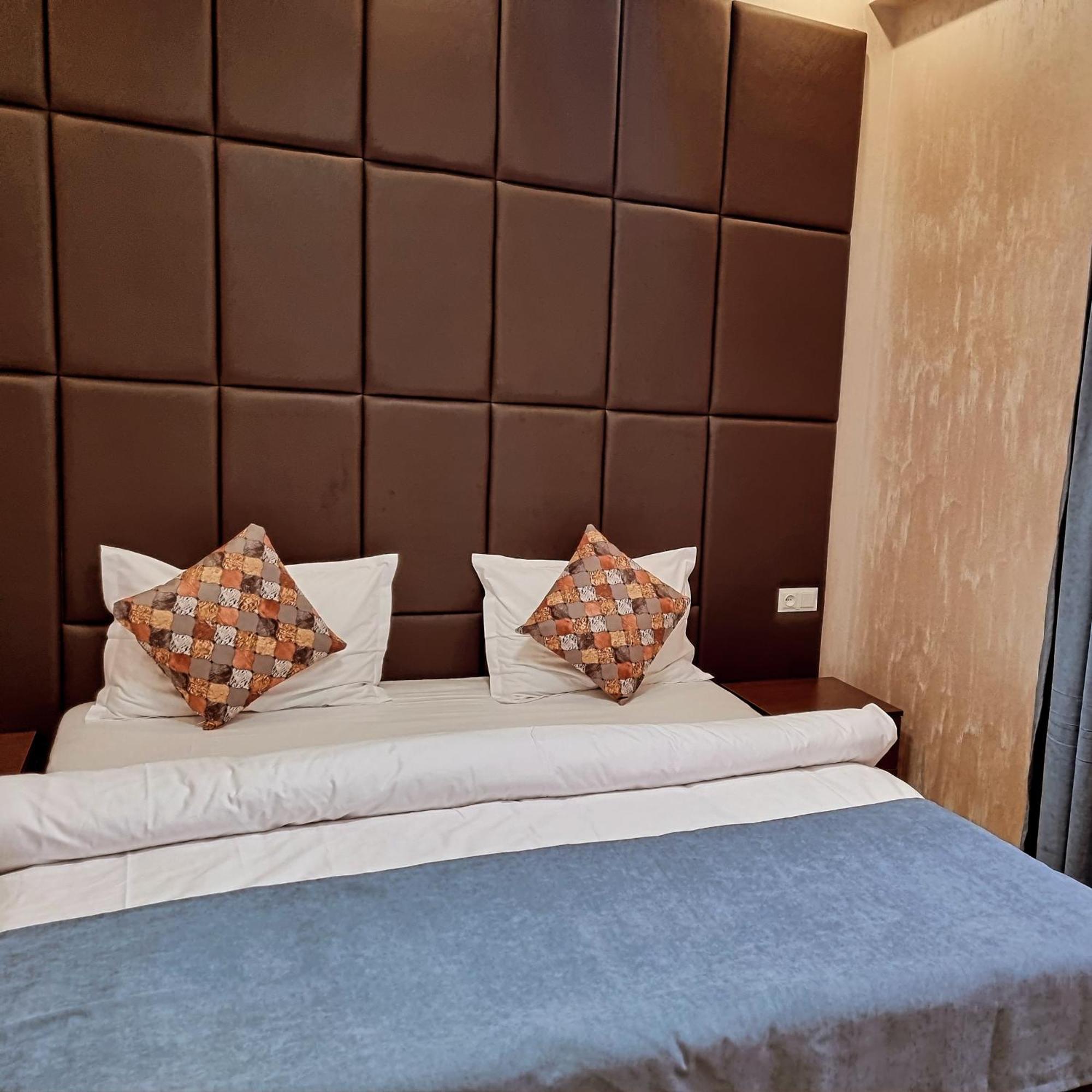 Days Inn Appartement Erivan Exterior foto