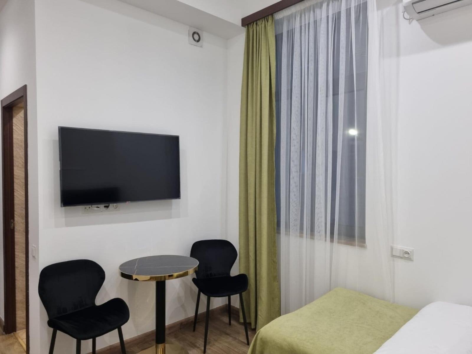 Days Inn Appartement Erivan Exterior foto